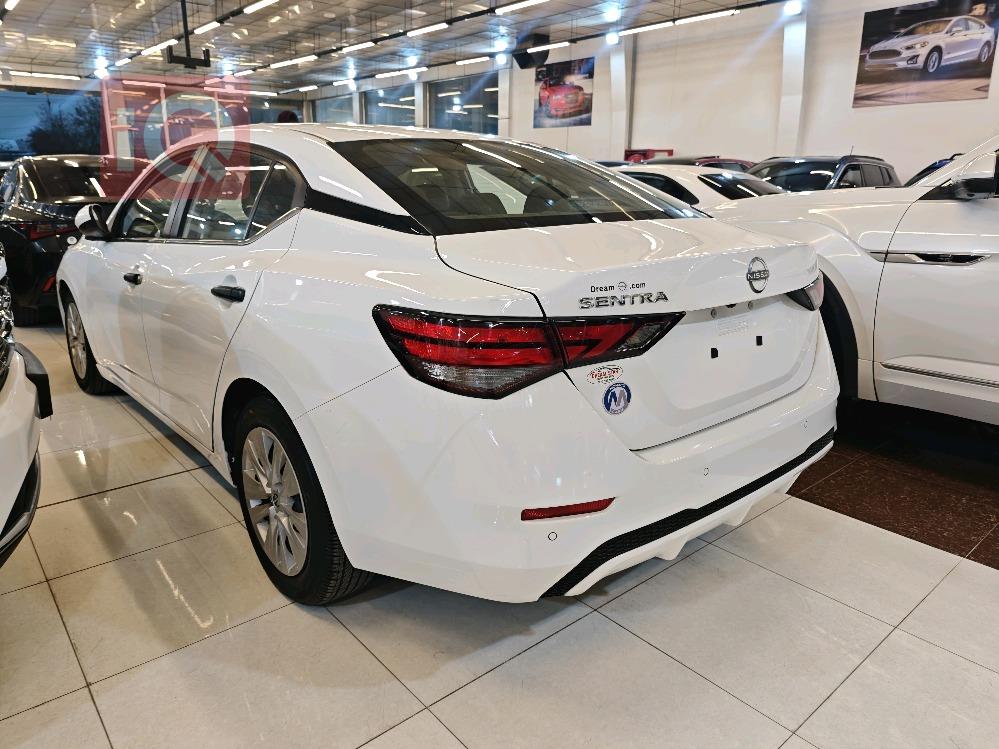 نيسان سنترا